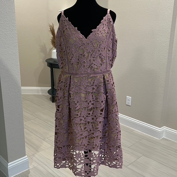 City Chic Dresses & Skirts - Lavender embroidered overlay midi dress